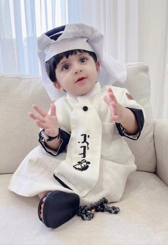 ثوب لينن سكري اول عيد اضحى معنا