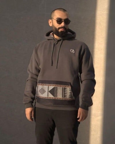 بلوفر يوم التاسيس