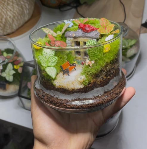 الحديقة السرية (صغير )