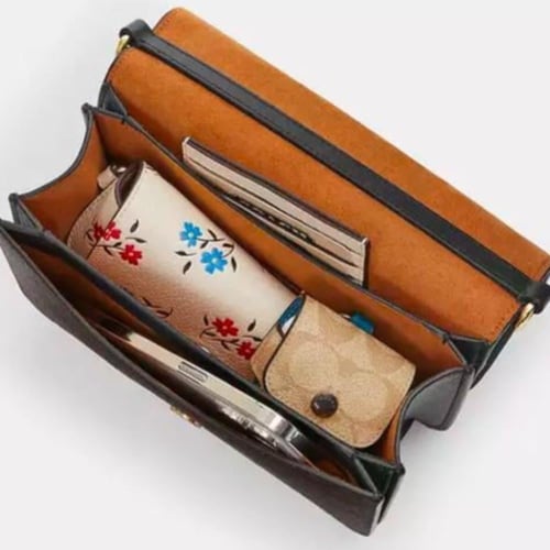 حقيبة كوتش كوين فوري