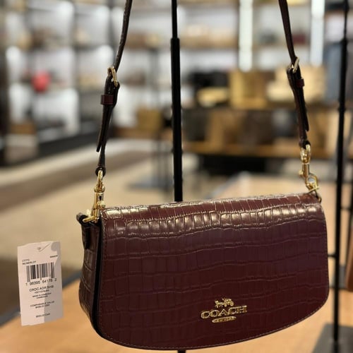 حقيبة كوتش اندريا شولدر كروك فوري