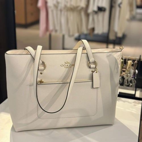 حقيبة كوتش ستيشن توت تصل خلال ٢-٤ اسابيع