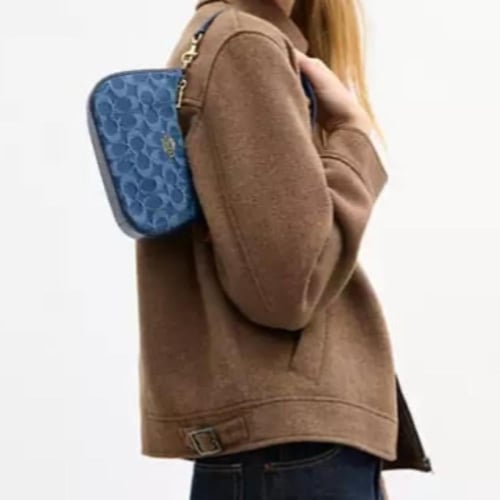 حقيبة كوتش ميني تيري جنز سيغنتشر دنيم تصل خلال ٢-٤...