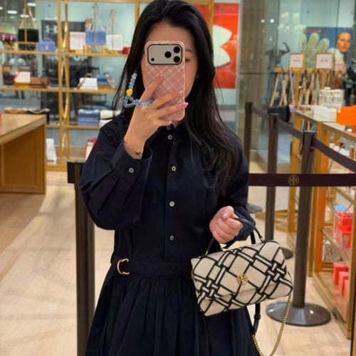 حقيبة توري بورش ويلا توب هاندل تصل خلال ٢-٤ أسابيع