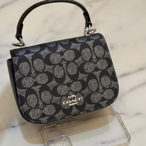 حقيبة كوتش ليسا فوري