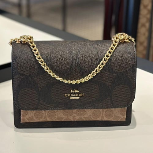 حقيبة كوتش كلير تصل خلال ٢-٤ اسابيع