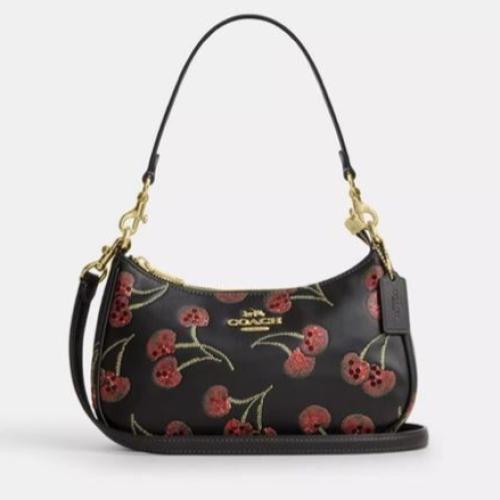 حقيبة كوتش تيري تشيري تصل خلال ٢-٤ أسابيع Carmen M...