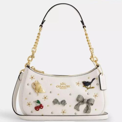 حقيبة كوتش تيري تصل خلال ٢-٤ اسابيع