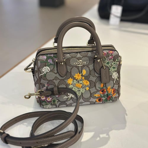 حقيبة كوتش ميني روان قماش مورد تصل خلال ٢-٤ اسابيع