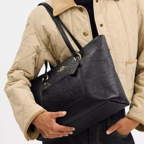 حقيبة كوتش ستيشن توت تصل خلال ٢-٤ اسابيع