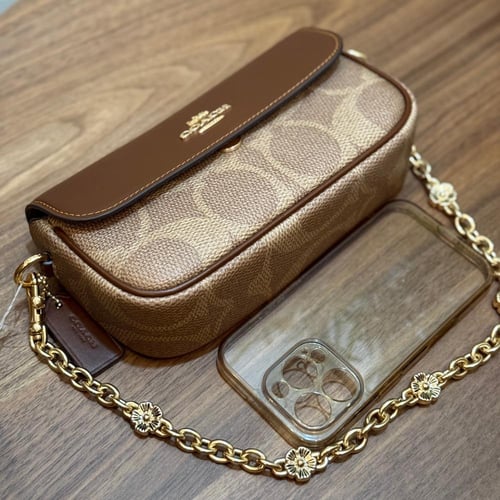 حقيبة كوتش هايلي فوري | Coach Hailey Mini Bag