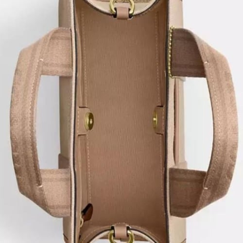 حقيبة كوتش سميث ميني توت تصل خلال ٢-٤ اسابيع