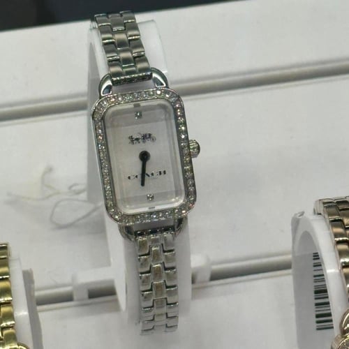 ساعة كوتش تصل خلال ٢-٤ اساببع