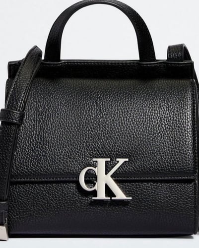 حقيبة كالفين كلاين تسليم فوري