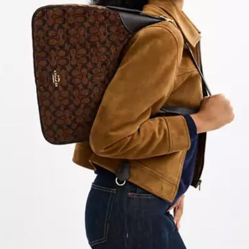 حقيبة كوتش كتف إيلا سيغنتشر شينيل تصل خلال ٢-٤ أسا...