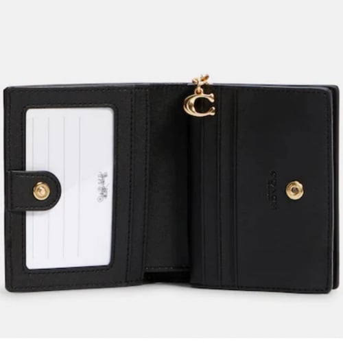 محفظة كوتش فوري