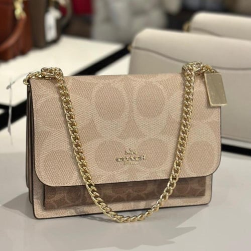 حقيبة كوتش كلير تصل خلال ٢-٤ اسابيع