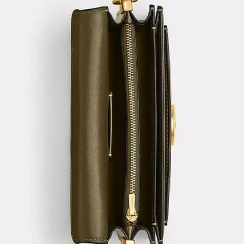 حقيبة كوتش تابي ٢٠ زيتي تصل خلال ٢-٤ أسابيع | Coac...