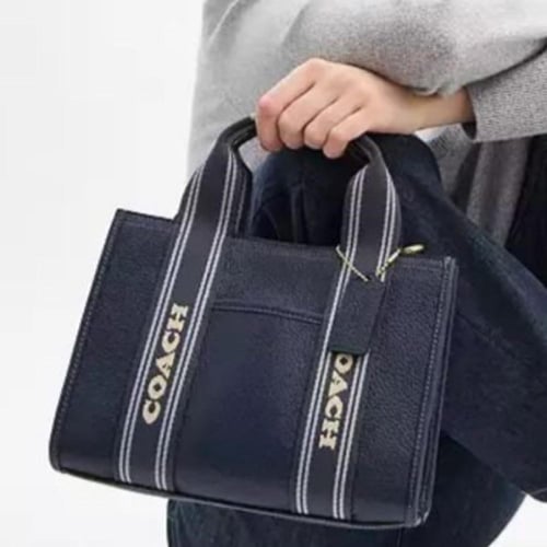 حقيبة كوتش سميث ميني توت تصل خلال ٢-٤ اسابيع