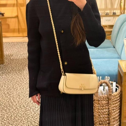 حقيبة توري بورش برتن كروس بدي وشولدر تصل خلال ٢-٤...