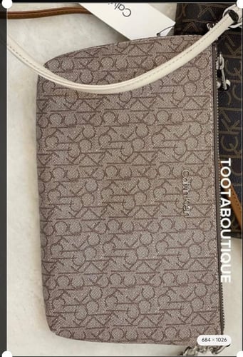 شنطة كالفين كلاين تسليم فوري