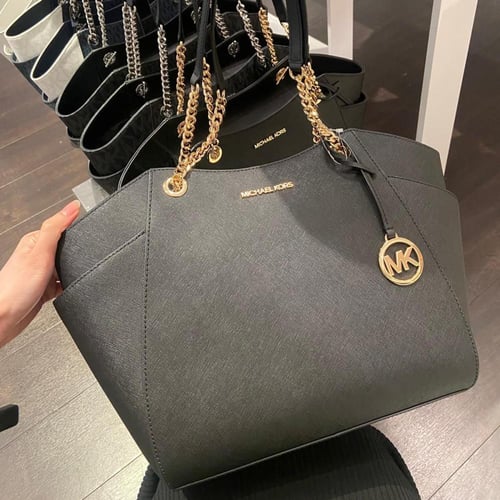 حقيبة مايكل كورس جيت سيت توت تصل خلال ٢-٤ اسابيع