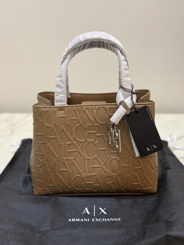 حقيبة ارماني توت مات فوري