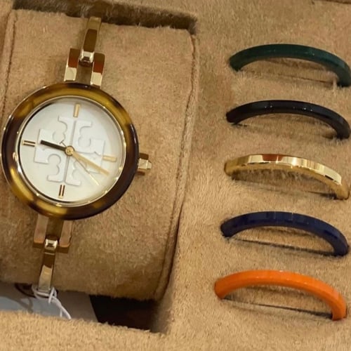 ساعة توري بورش فوري