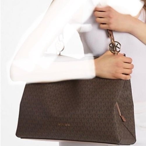 حقيبة مايكل كورس كرستينا تصل خلال ٢-٤ اسابيع