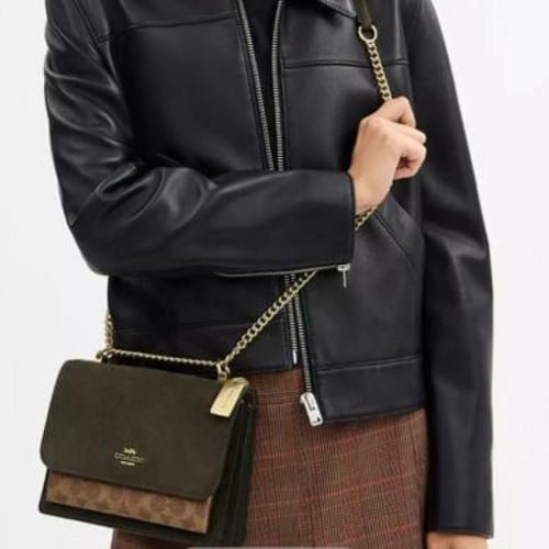 حقيبة كوتش كلير مخمل تصل خلال ٢-٤ اسابيع