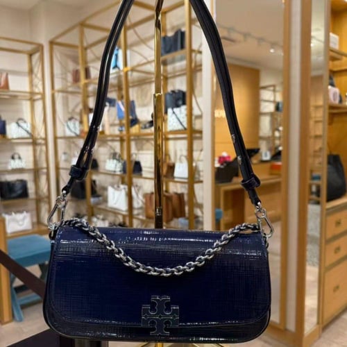 حقيبة كتف توري بورش برتن كحلي تصل خلال ٢-٤ أسابيع...