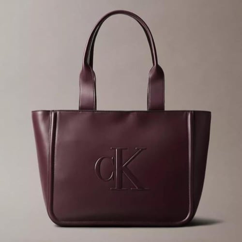 حقيبة كالفين كلاين توت تصل خلال ٢-٤ اسابيع