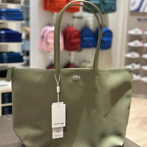 حقيبة لاكوست تصل خلال ٢-٤ اسابيع