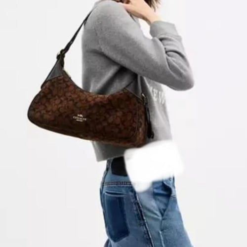 حقيبة كوتش إيلا سمول كتف سيغنتشر شينيل تصل خلال ٢-...