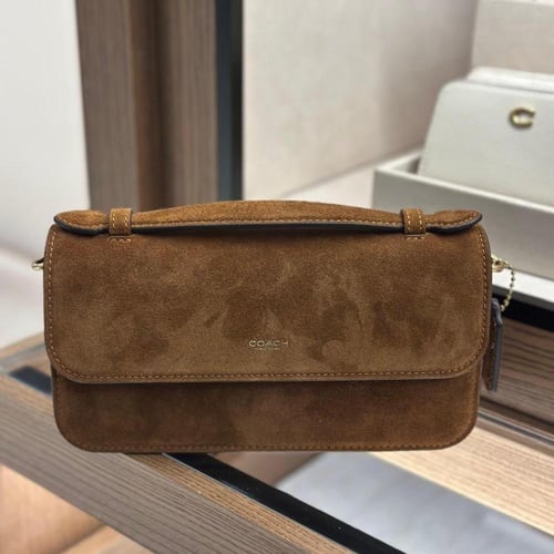 حقيبة كوتش ايلورا تصل خلال ٢-٤ أسابيع