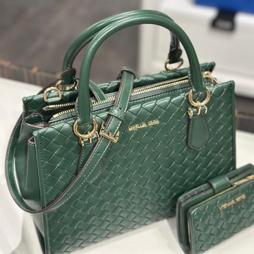 حقيبة مايكل كورس مارلين ساتشل تصل خلال ٢-٤ أسابيع...