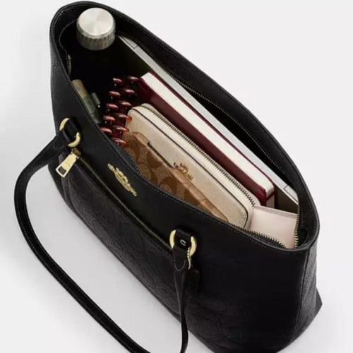 حقيبة كوتش ستيشن توت تصل خلال ٢-٤ اسابيع