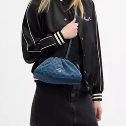 حقيبة كوتش فاي كتف سيغنتشر دنيم تصل خلال ٢-٤ أسابي...