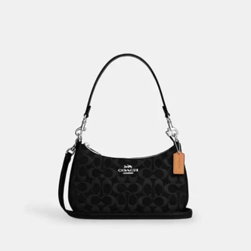 شنطة كوتش كتف تيري سيغنتشر دنيم تصل خلال ٢-٤ أسابي...