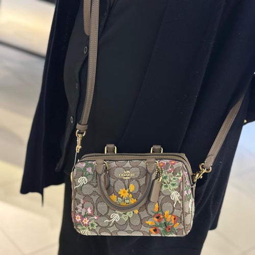 حقيبة كوتش ميني روان قماش مورد تصل خلال ٢-٤ اسابيع