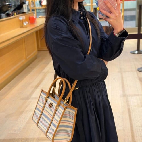 حقيبة توري بورش توت بليك تصل خلال ٢-٤ أسابيع |