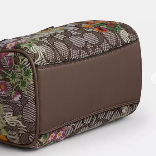 حقيبة كوتش ميني روان قماش مورد تصل خلال ٢-٤ اسابيع