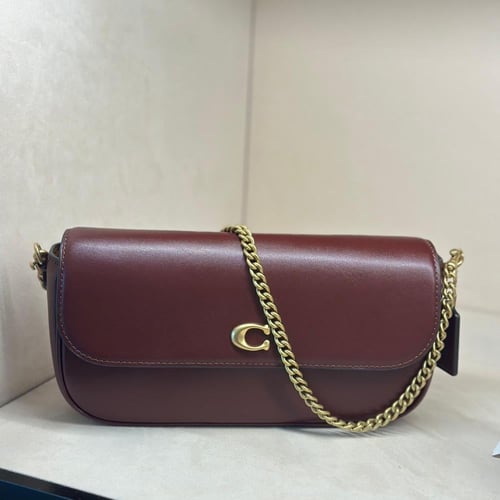 حقيبة كوتش بروك تصل خلال ٢-٤ اسابيع