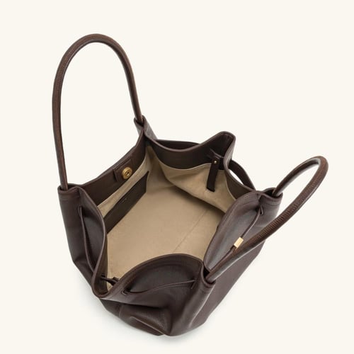 حقيبة جي دبليو ميديم تصل خلال ٣-٥ أيام