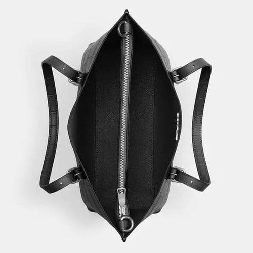 حقيبة كوتش مولي توت سمول تصل خلال اسبوعين