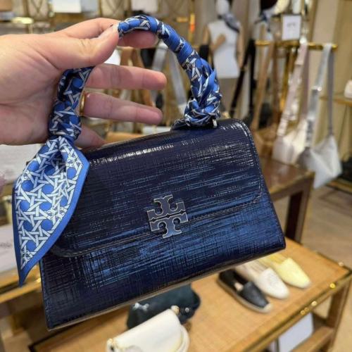 شنطة توري بورش ميكرو برتن توب هاندل كحلي تصل خلال...