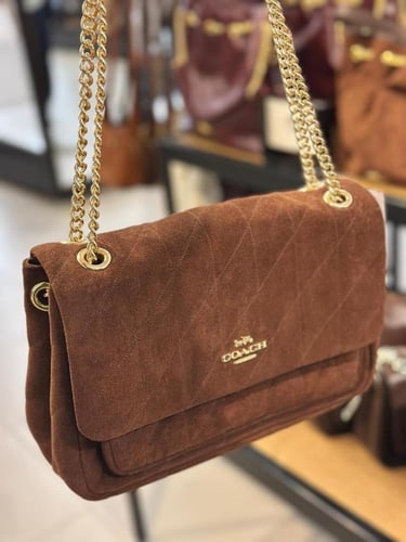 حقيبة كوتش ايلودي تصل خلال ٢-٤ اسابيع