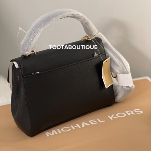 حقيبة مايكل كورس افا ميني كروس بدي