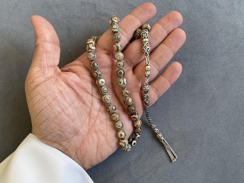 سبحة عقيق التبت