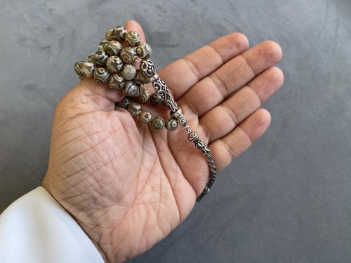 سبحة عقيق التبت